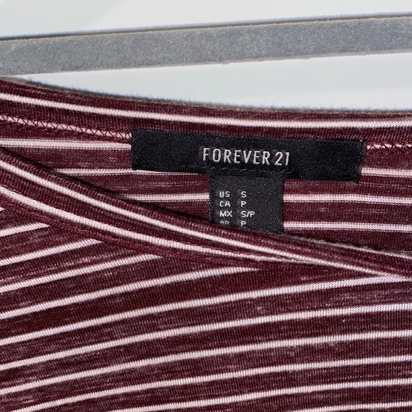 forever 21 striped long sleeve crop top - Picture 2 of 3